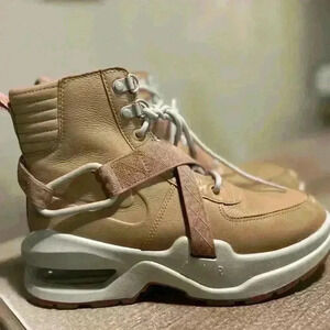 Nike Air Max Goadome  Size 6.5 Sneaker Boot Shoes Vachetta Athletic Street Wear